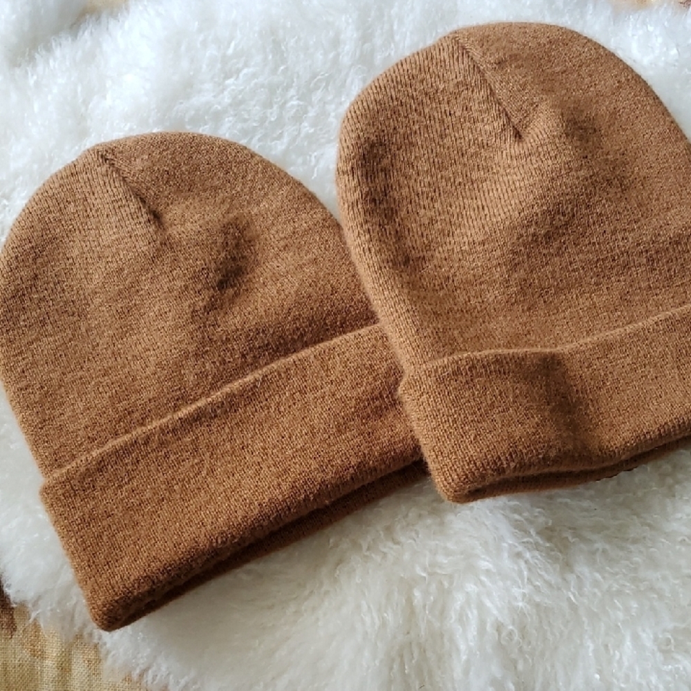 Carhartt (Two) Tan Knit Beanies Youth Size - Picture 5 of 7
